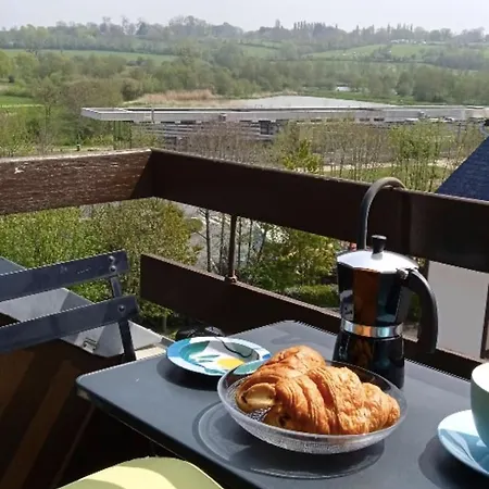 Appartement Charming 20m Overlooking The Pond